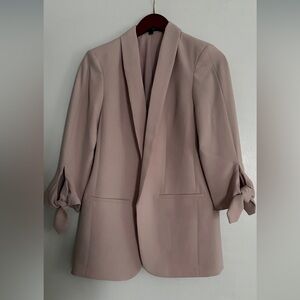 Express Women's Blazer in light pink